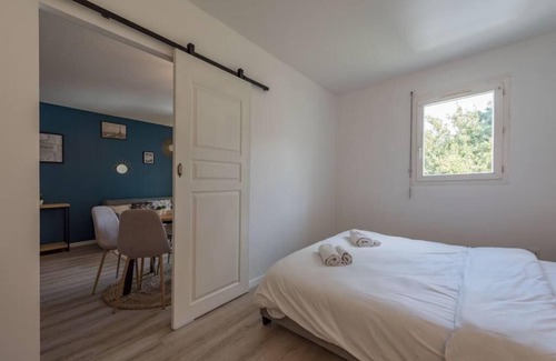 Chalifert Appartement | Plaza Vaillant 01-Apartamento-Apartamento-Baño con ducha