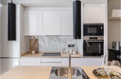 Hispanoamerica Appartement | Flat 5 10m walk to Bernabeu Real Madrid stadium