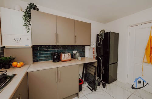 Cradley Appartement | FLAT 5 - Ground floor 2 bed apartment free parking sleeps 6