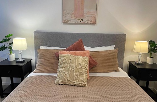 Flat Bush Maison | Flat Bush Holiday Accomodation