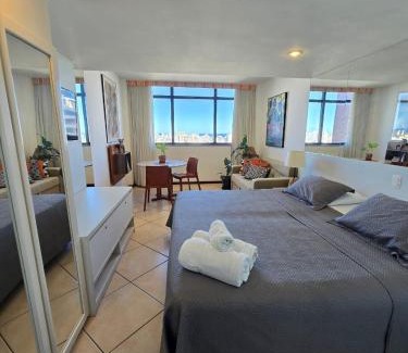 Vitoria Appartement | Flat Decorado com Piscina e Pier