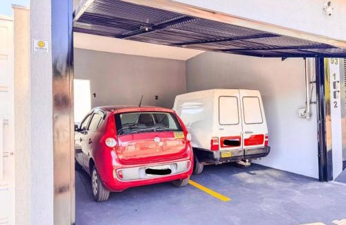 Ourinhos Maison | Flat em charmoso residencial, ar cond e vaga