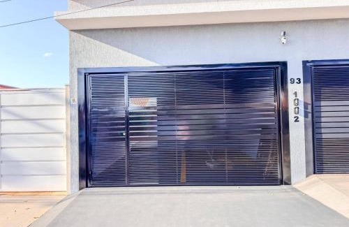 Ourinhos Maison | Flat em charmoso residencial, ar cond e vaga