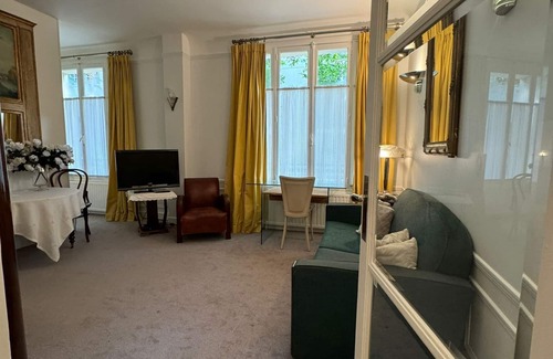 Auteuil Appartement | Flat in Paris, 16th Arr.