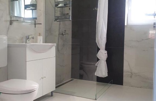 Cisnadie Appartement | Flat in Sibiu 20 min to Sibiu Airport