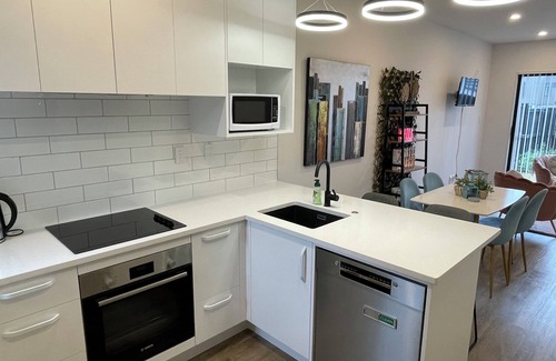 Flat Bush Maison | Flatbush Holiday Accommodation, 2 Bedroom TownHouse | Apartment KK11