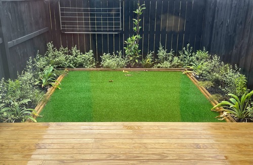 Flat Bush Maison | Flatbush Holiday Accommodation, 2 Bedroom TownHouse | Apartment KK11