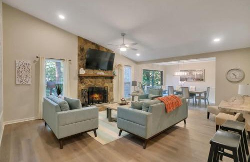 Stone Mountain Maison | Flawless recent renovation close to Stone Mountain