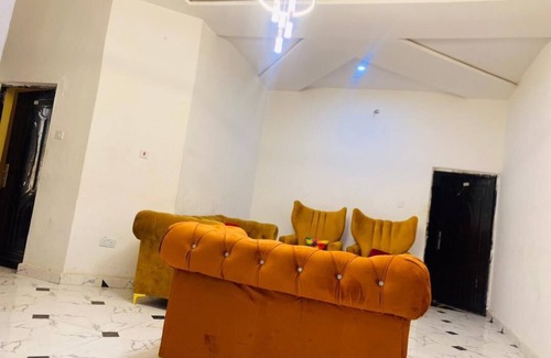 Ado Ekiti Station Balnéaire | Flenjo Zone Bar and Apartments