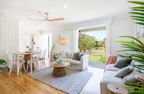Culburra Beach Maison | Fleur de Chalet - Pet Friendly - 10 Mins Walk to Beach