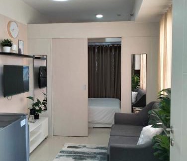 Las Pinas Appartement | Flexi Unit 1BR or 2BR convertible at South Residences Las Pinas