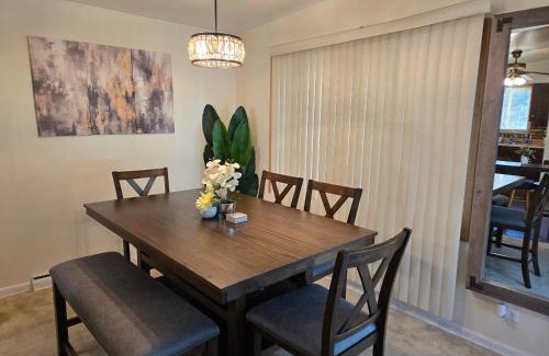 South Holland Maison | FlexStay - Dolton