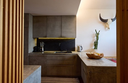 Vilarinha Maison | FLH Secluded Porto Haven with Pool