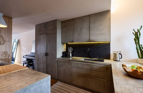 Vilarinha Maison | FLH Secluded Porto Haven with Pool