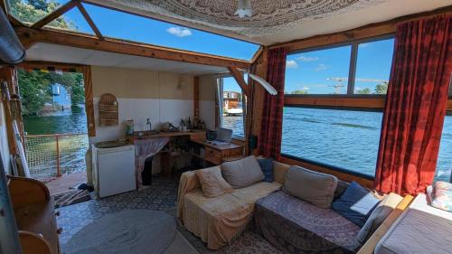 Friedrichshain Location De Bateaux | Floating Home