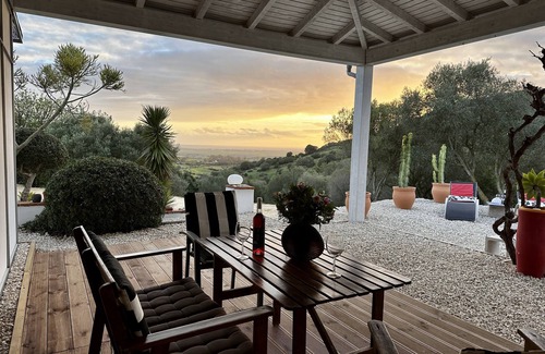 San Ambrosio Maison | Flooded with light, breathtaking views, refreshing pools, WIFI, peace and quiet guaranteed
