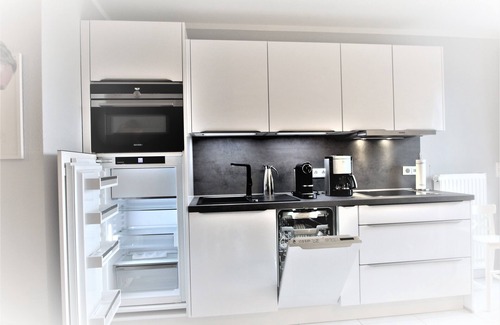 Zingst Appartement | Inondé de lumière, à proximité du centre, WLAN, 400 m z. plage