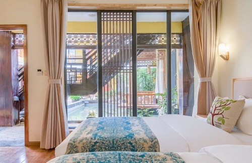Gu Lou Maison | Floral Hotel Frozen Cloud Mansion