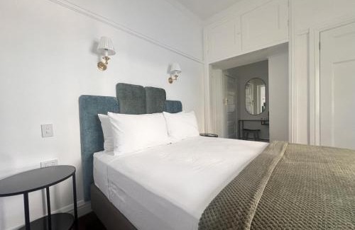 Cairns North Maison | Floriana Boutique Hotel