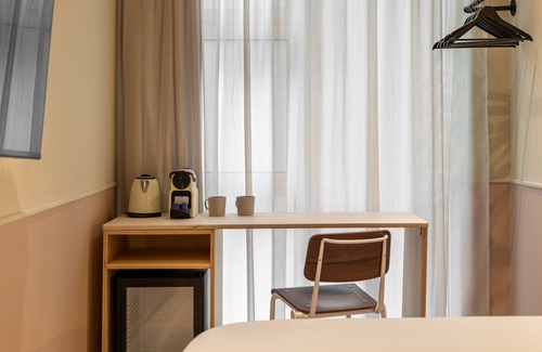 Collblanc y La Torrassa Appartement | Florida Suites By Olala Homes