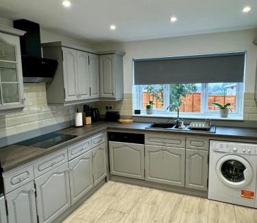 Rugeley Villa | Florina s House 4 Bedrooms Villa