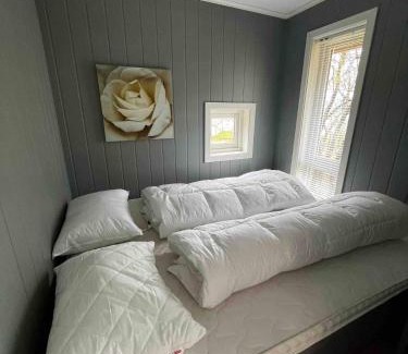 Austvagoy Maison | Flott hytte i Morfjorden, Laupstad