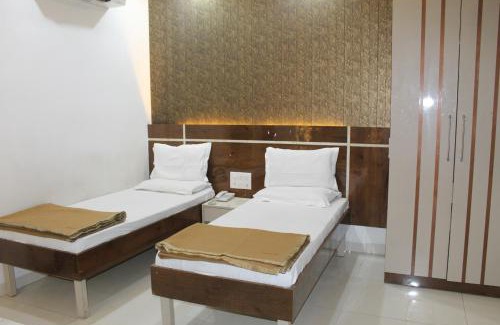 Malviya Nagar Hôtel | Flourish Stay Saket near Max Hospital