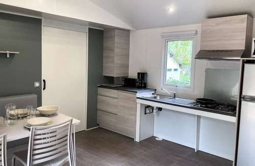 Vicdessos Maison | Home Flower Premium 33m² - 3 chambres + TV + LV + terrasse 6 personnes