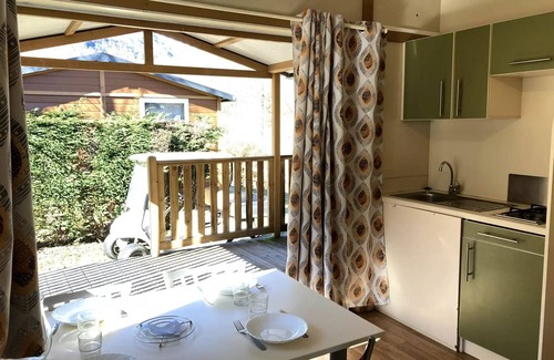 Vicdessos Chalet De Ski | Chalet Standard 20m² - 2 chambres + terrasse couverte 4 personnes