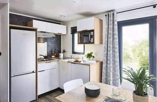 Saint-Paulien Maison | Mobil Home Premium 33m² 3 chambres + Terrasse + TV + LV + BBQ + Quartier Piéton 6 personnes