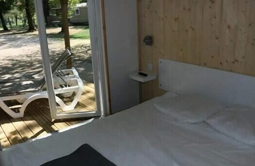 Saint-Romans Maison | Flower Le Lac du Marandan campsite *** - Room for 2 people