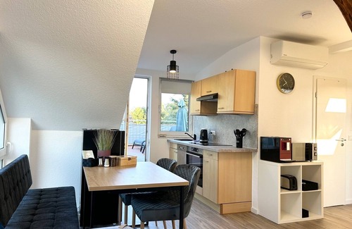 Kaltenweide Appartement | Flughafennähe, 24h-self-checkin, große Dachterrasse, WLAN, Smart-TV, Klima