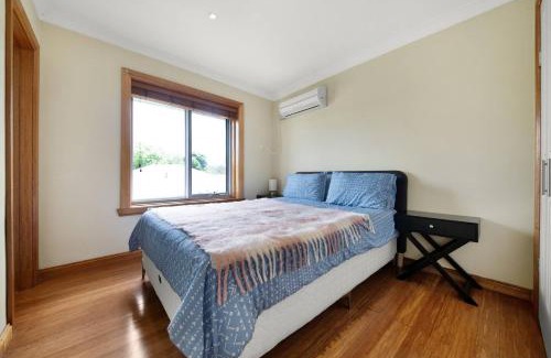 Melbourne Appartement | Fly Around Town in Pocket Rocket