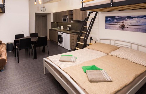 Bubenec Appartement | Flying Bed Apartment close to Prague Castle and Airport