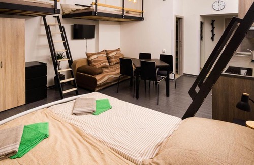 Bubenec Appartement | Flying Bed Apartment close to Prague Castle and Airport