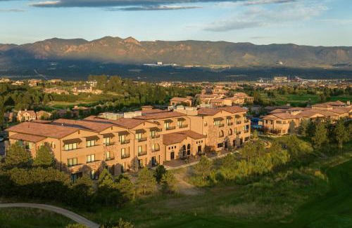 Flying Horse Cabine | Flying Horse Resort & Club
