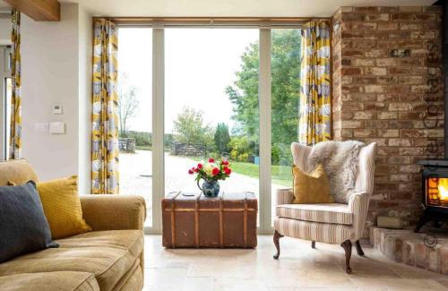 Bourton Maison | Flynn's Barn