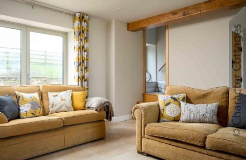 Bourton Maison | Flynn's Barn