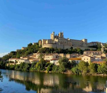 Beziers City Centre Appartement | Foch 3-Studio-Beziers center -wifi -tv connected