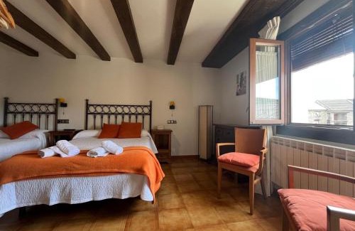 Labuerda Maison | Fonda Carrera