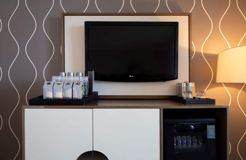 Seybold Maison | Fontainebleau Tresor Tower ll Private Ocean View Junior Suite