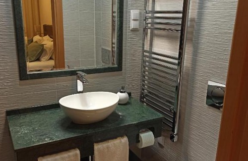 Alpiarca Maison | Fontanário House