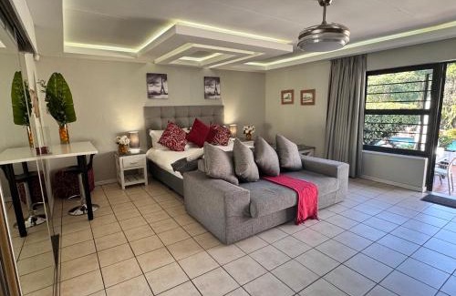 Lanseria Maison | Footprints Self Catering Indoor Heated Pool and Fireplaces