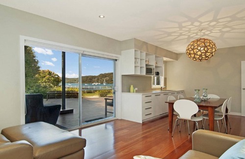 Pretty Beach Central Coast Maison | Pas à Pas de la Baie - Tout le LINGE maintenant inclus