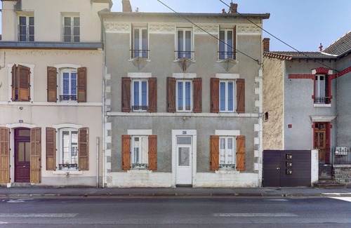 Montlucon Appartement | Forêt urbaine - Jolie T3 avec terrasse
