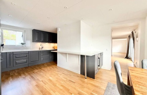 Landvetter Appartement | For Workers & family's - 6BR - 2 Bath - All Incl
