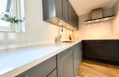 Landvetter Appartement | For Workers & family's - 6BR - 2 Bath - All Incl