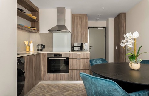 Flora Park Appartement | Foreshore Place | Modern One Bed Apt | Netflix