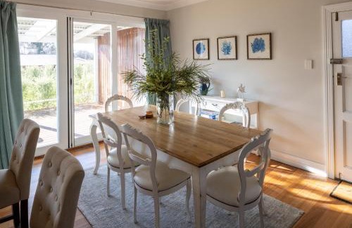 Trentham Maison | FOREST CORNER - 3 BEDROOM WEATHERBOARD, TRENTHAM