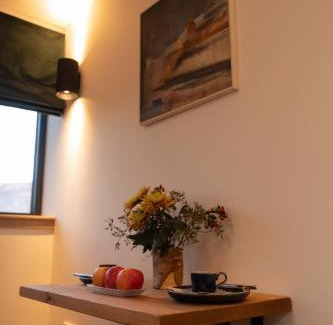 West Laroch Appartement | Forest Corner Luxury Apartment with Hot Tub